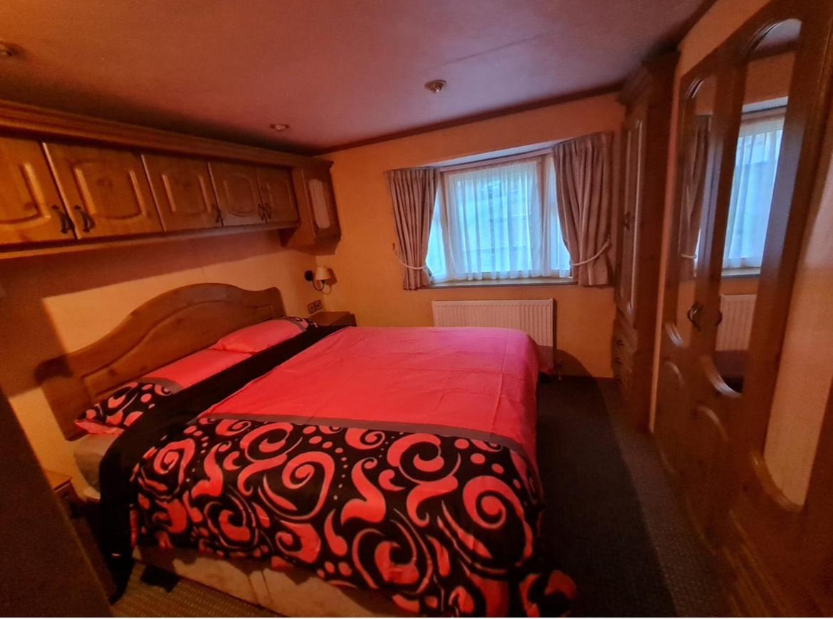 Spacious Luxury Escape With Sea Views And Pet Friendly At Clarach Bay Aberystwyth Buitenkant foto
