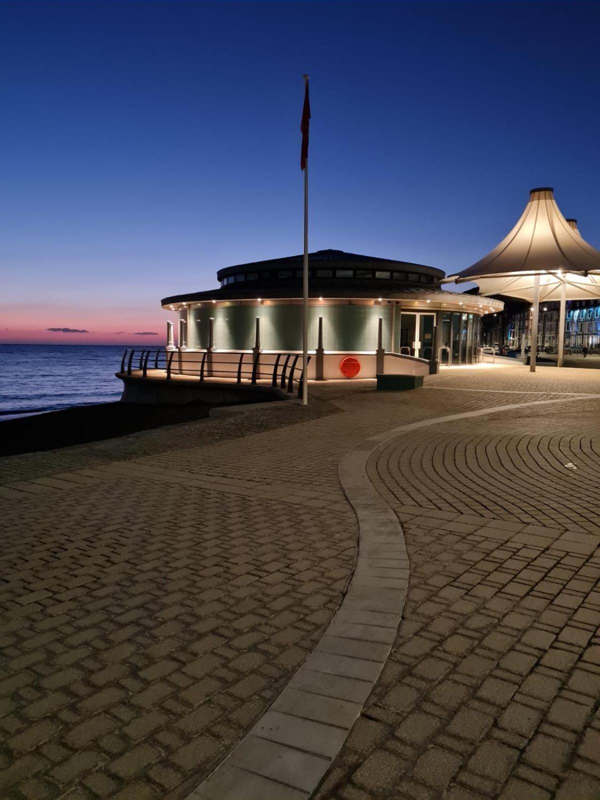 Spacious Luxury Escape With Sea Views And Pet Friendly At Clarach Bay Aberystwyth Buitenkant foto